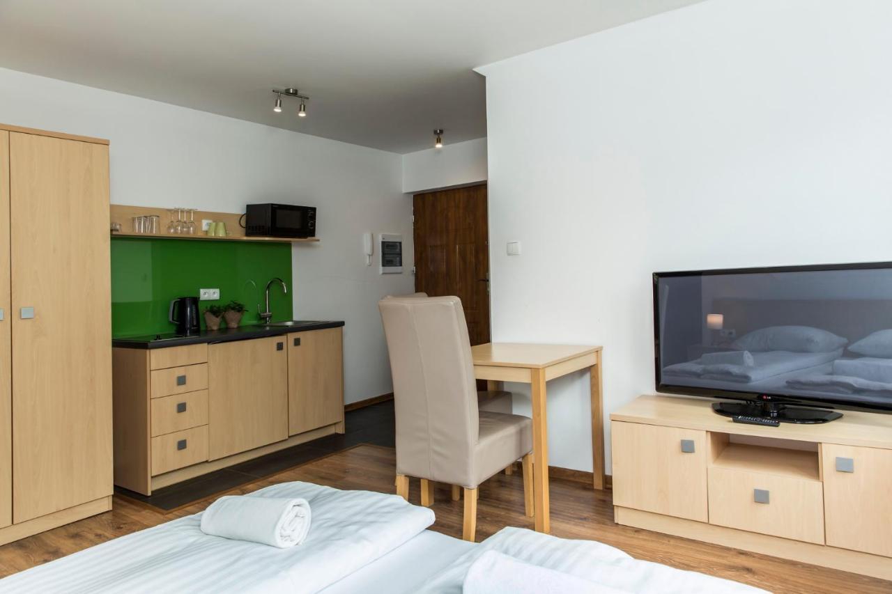 Udanypobyt Apartamenty Przy Dolinach E I F Koscielisko Exterior photo