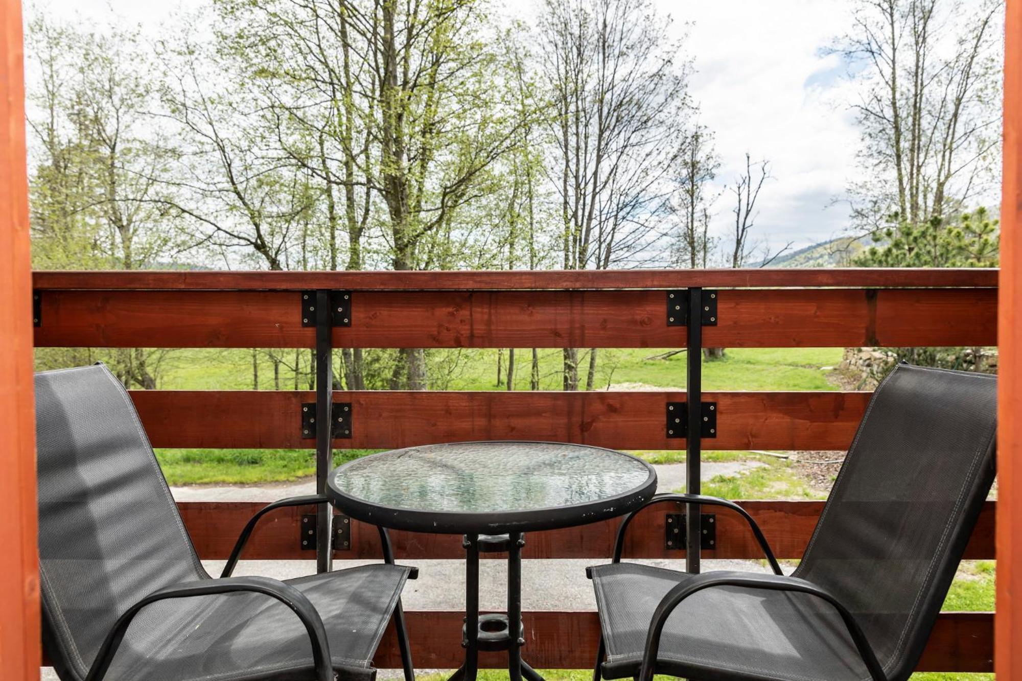 Udanypobyt Apartamenty Przy Dolinach E I F Koscielisko Exterior photo